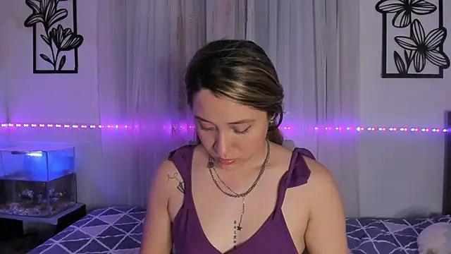 LeiahBlonde  online show from March 2026 05:35:02 AM