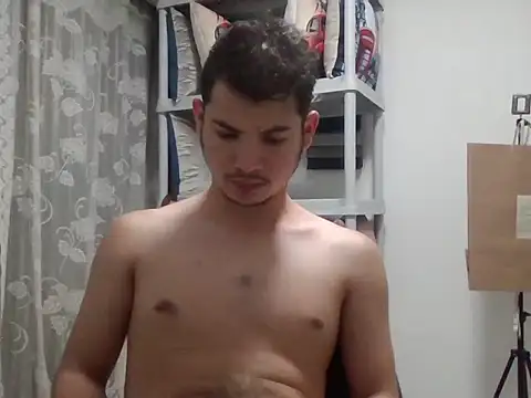 Snapshot of Erostomxxx chatting on February 2026 12:51:02 AM Erostomxxx online show from February 2026 12:51:02 AM