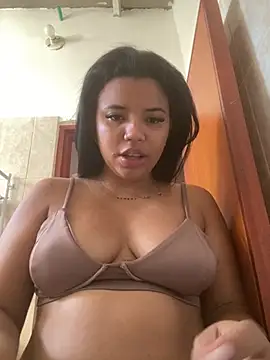 Lucy strong1 online show from February 2026 01:05:01 PM