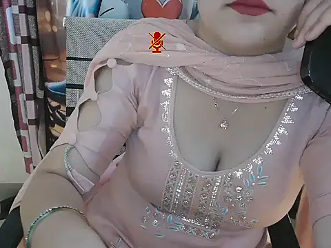 Snapshot of _chitranshi chatting on May 2026 05:24:01 AM chitranshi online show from May 2026 05:24:01 AM