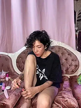 JeanneDuval8888 online show from February 2026 12:44:02 AM