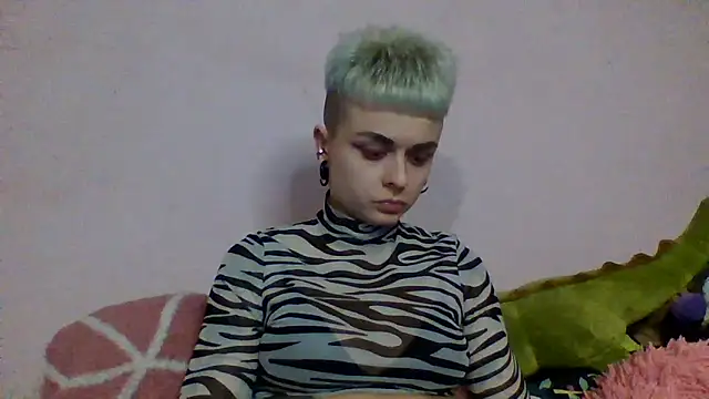 AlisaDear257 online show from March 2026 04:01:02 PM