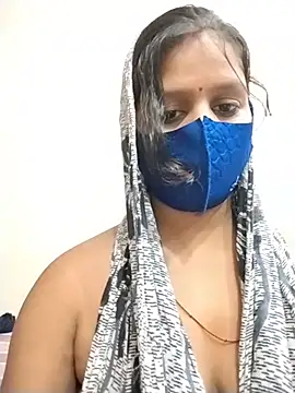 Snapshot of ankita077 chatting on June 2026 05:18:01 PM ankita077 online show from June 2026 05:18:01 PM