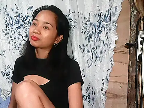 Snapshot of Asianpinay_Skinny1818 chatting on February 2026 10:47:01 PM Asianpinay Skinny1818 online show from February 2026 10:47:01 PM