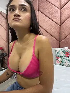 Sunny Linn online show from April 2026 04:52:02 PM