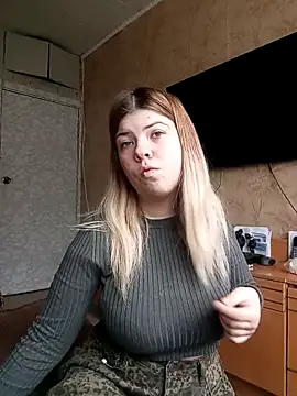 EvaTallor online show from March 2026 10:19:02 AM