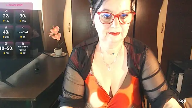 exiMIlf online show from May 2026 11:06:01 AM