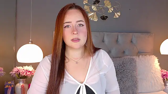 FoxieNova online show from July 2026 02:32:02 PM