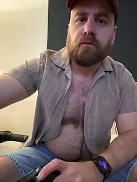 Snapshot of themountainbearmx chatting on June 2026 10:01:02 PM themountainbearmx online show from June 2026 10:01:02 PM