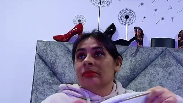 Camila baby777 online show from February 2026 06:48:01 PM