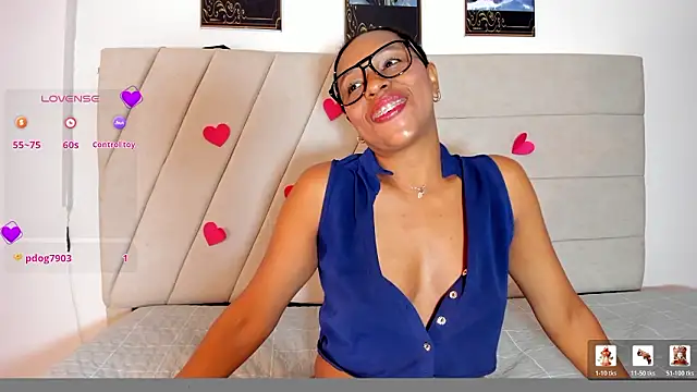 samaraa smith1 online show from February 2026 12:14:01 PM