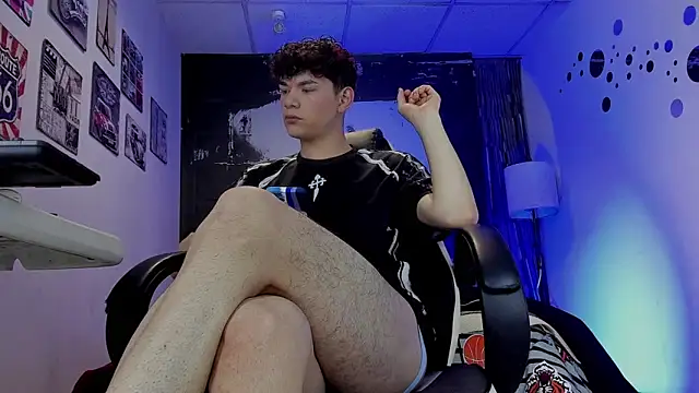 Philippsx online show from April 2026 11:05:01 PM