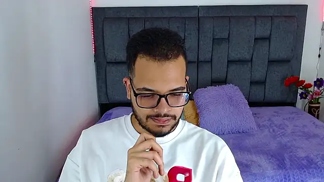 J black  online show from February 2026 09:52:01 PM