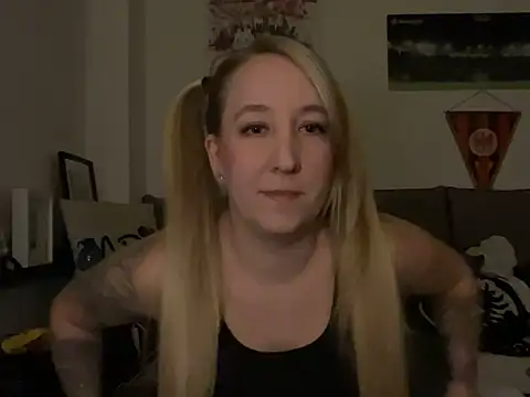 Ninimaus online show from February 2026 09:04:01 PM