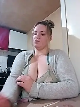 HotStepmommy4 online show from March 2026 10:49:01 PM