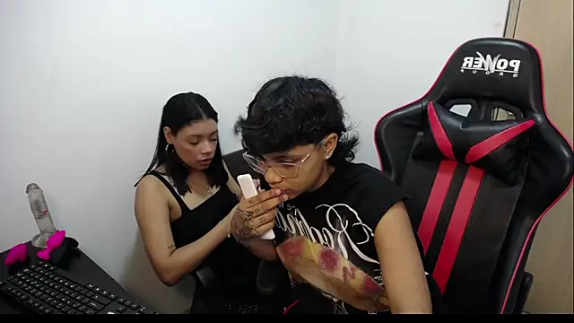 CherryGirlsXX online show from March 2026 01:29:02 AM