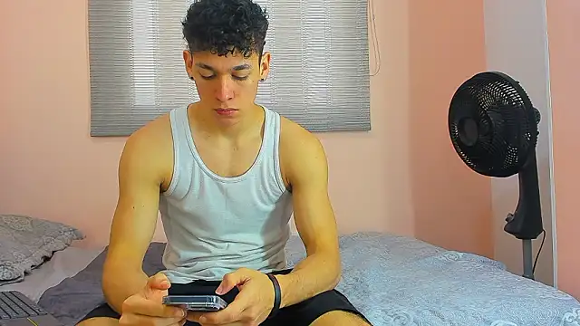 Muscle  Myke online show from February 2026 12:28:01 PM