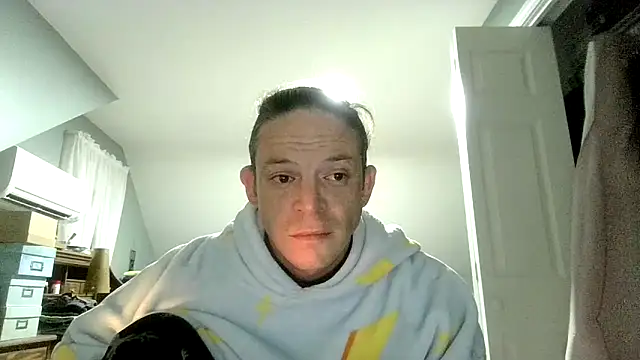 ShadowLove85 online show from April 2026 01:59:02 AM