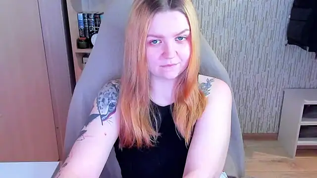 AnitaXVine online show from February 2026 06:04:02 PM