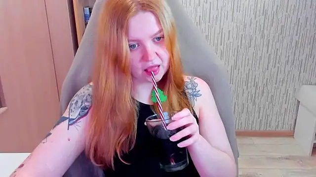 AnitaXVine online show from April 2026 07:31:02 PM