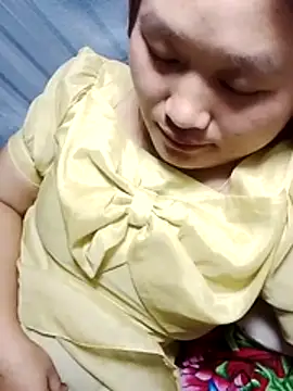 Snapshot of bany-lee chatting on May 2026 02:33:01 PM bany-lee online show from May 2026 02:33:01 PM