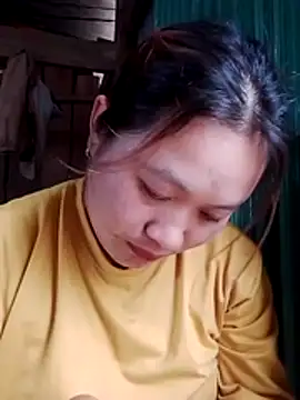 Snapshot of bany-lee chatting on May 2026 01:33:01 AM bany-lee online show from May 2026 01:33:01 AM