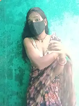 Snapshot of Desi_Couple_P chatting on June 2026 01:50:01 AM Desi Couple P online show from June 2026 01:50:01 AM