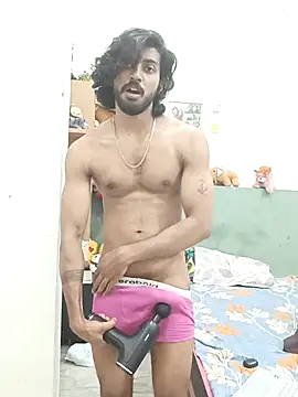 Snapshot of Yk_physique chatting on April 2026 06:03:02 PM Yk physique online show from April 2026 06:03:02 PM