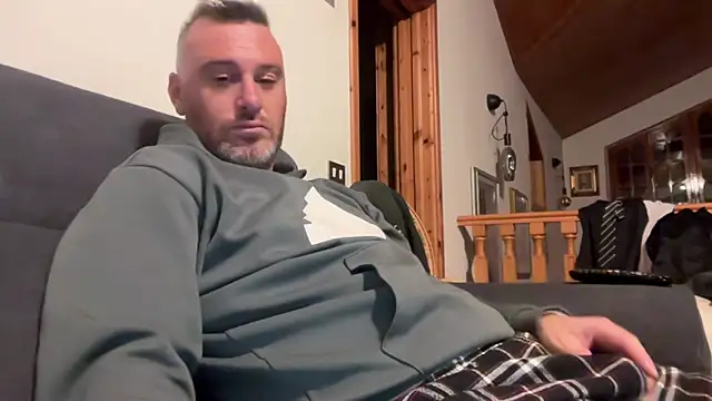 Snapshot of marcovik1 chatting on March 2026 11:07:02 PM marcovik1 online show from March 2026 11:07:02 PM