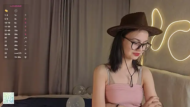 Snapshot of BeatrisRosel chatting on February 2026 06:06:01 PM BeatrisRosel online show from February 2026 06:06:01 PM