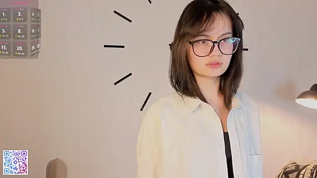 BeatrisRosel online show from April 2026 07:11:02 PM