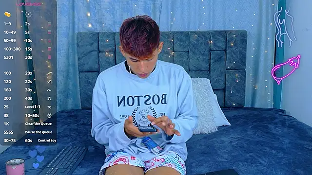 NicolasTorrez online show from April 2026 04:18:02 AM