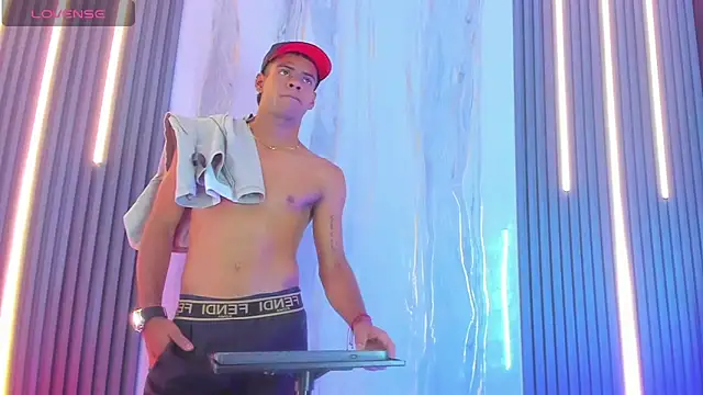 Vicky and Jeyco online show from February 2026 08:20:02 PM