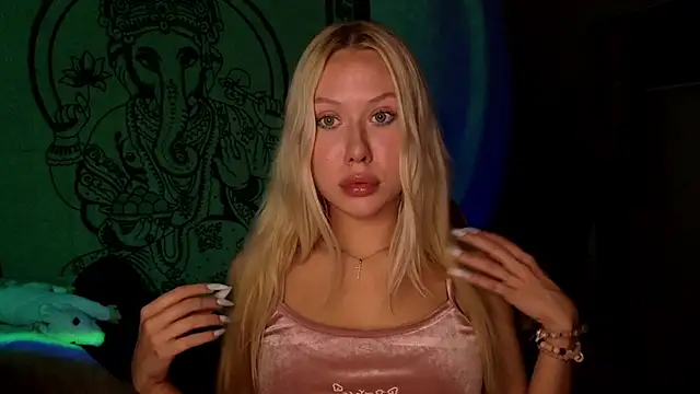 pureeangel online show from February 2026 07:55:02 PM