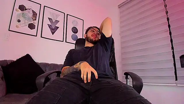 ethan grace online show from February 2026 12:06:01 PM