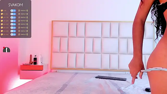 Violetta-foxx online show from February 2026 07:32:02 PM