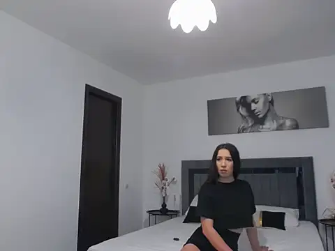 I amSis online show from March 2026 04:07:02 PM