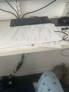 awesomemilkss online show from March 2026 06:55:01 PM