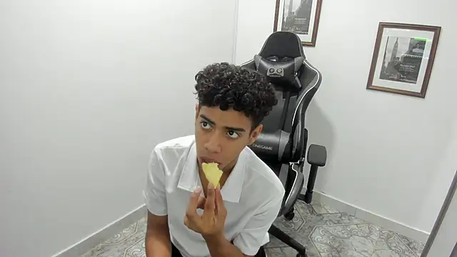 alexx cum18 online show from July 2026 12:53:02 PM
