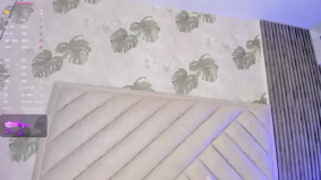 SarahRizof online show from April 2026 05:23:01 AM