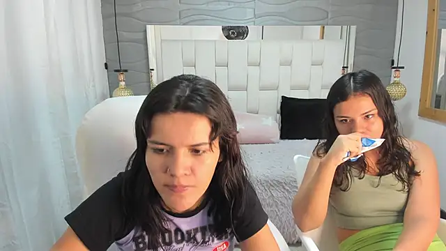 Veyra sereny online show from March 2026 08:44:01 PM