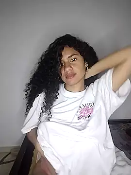 RizHoney online show from February 2026 12:22:02 PM