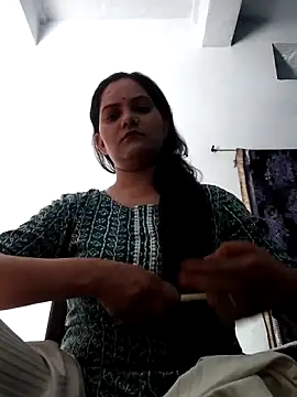 Anushka Singh0 online show from May 2026 06:41:01 AM