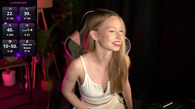 SweetDaisy me online show from April 2026 03:34:02 PM