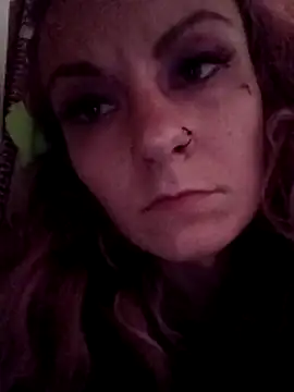 issyamazin online show from April 2026 07:22:01 PM