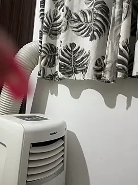 safadinhaputinha69 online show from February 2026 10:52:01 PM