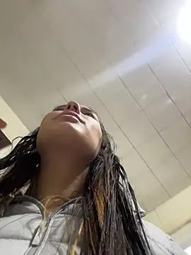 Lucyfer fire online show from February 2026 11:32:01 AM