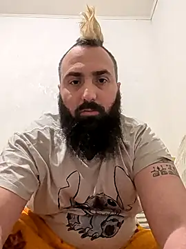 Snapshot of daddyboucher69 chatting on March 2026 05:53:01 AM daddyboucher69 online show from March 2026 05:53:01 AM