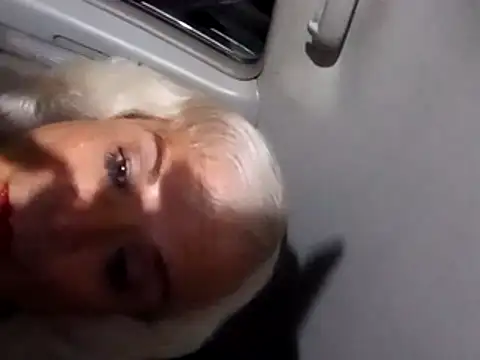 dustbunny64 online show from April 2026 05:33:02 AM