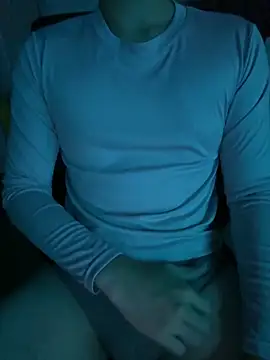 Minhnguyen2482 online show from March 2026 04:31:01 PM